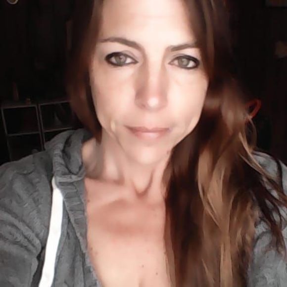 Meet your Posher, Jenifer - Picture 1 of 1